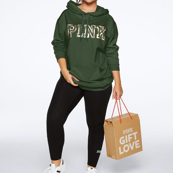 PINK Victoria's Secret Tops - VS PINK LOGO GIFT SET